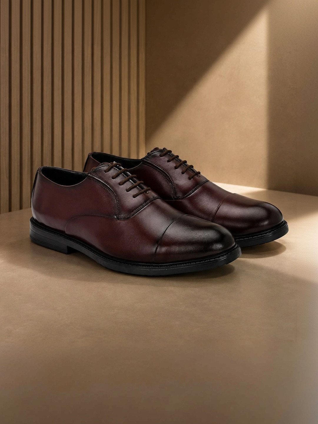 Lushwalk Men Leather Round Toe Lace-Ups Oxfords Formal Shoes