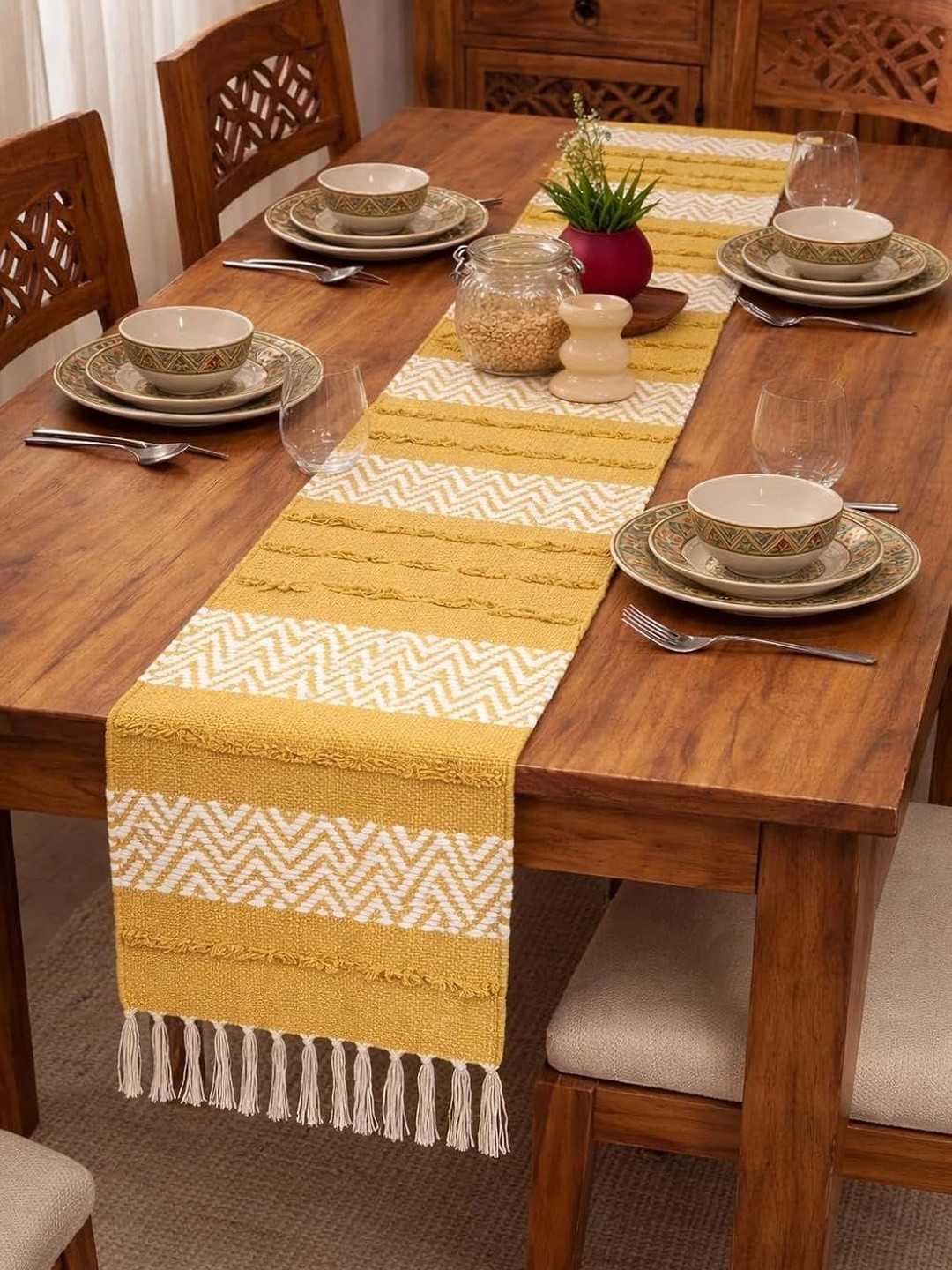 RD TREND Yellow Embroidered Pure Cotton Table Runner