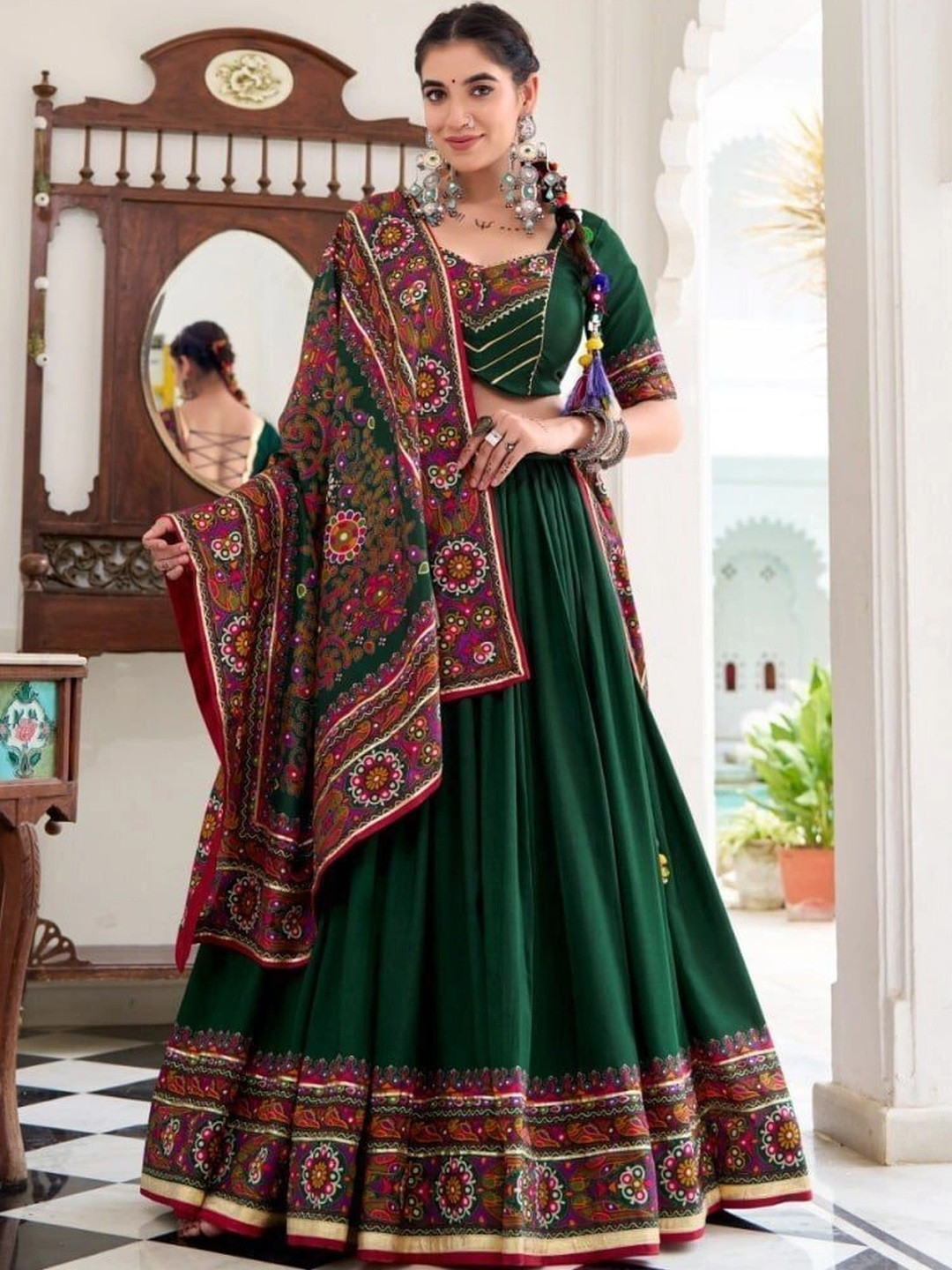 HAMOFY Embroidered Thread Work Ready to Wear Lehenga & Unstitched Blouse With Dupatta