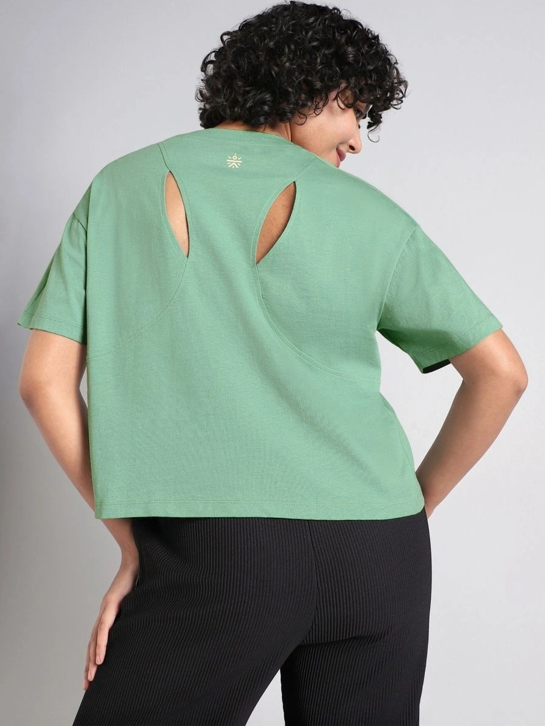 CULT Women Bio Finish Boxy Yoga Green Flow Drop-Shoulder Sleeves T-shirt