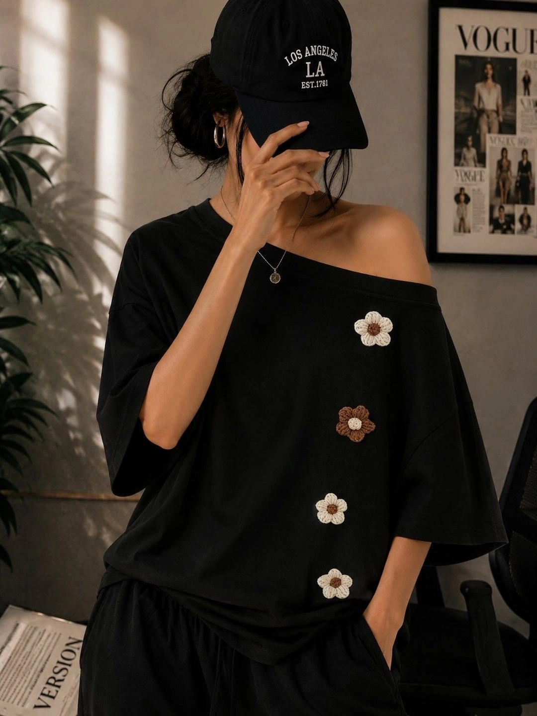 srensfashion Women Drop-Shoulder Sleeves Applique T-shirt
