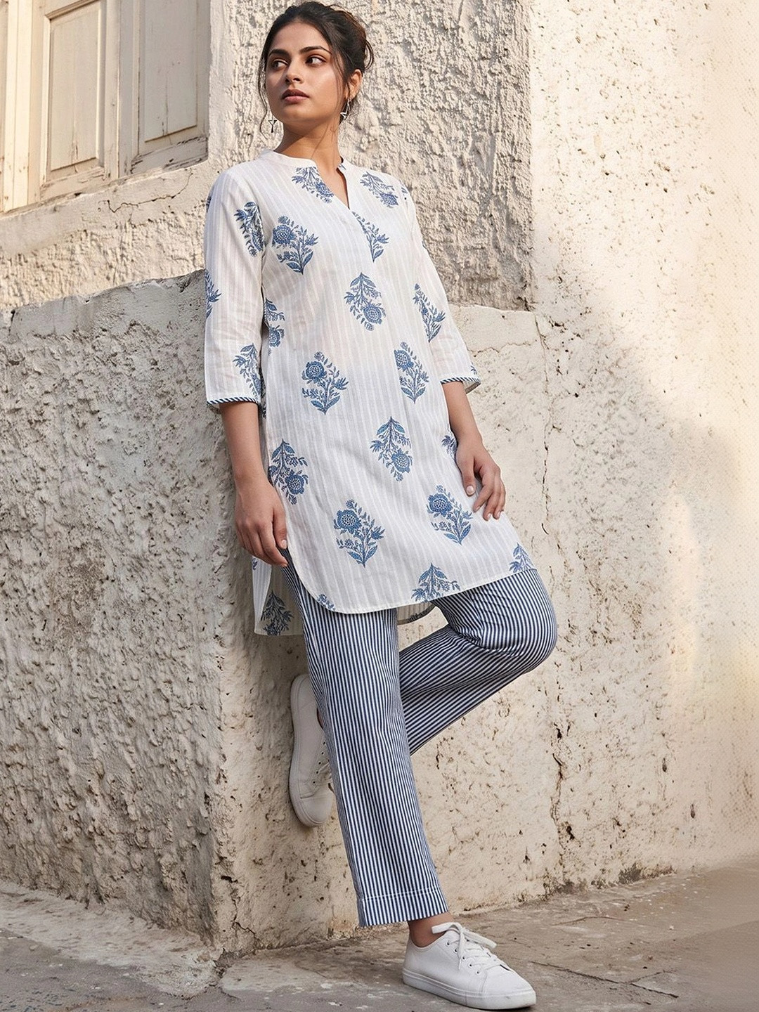 Melange by Lifestyle Women Ethnic Motifs Printed Regular Pure Cotton Kurti with Trousers