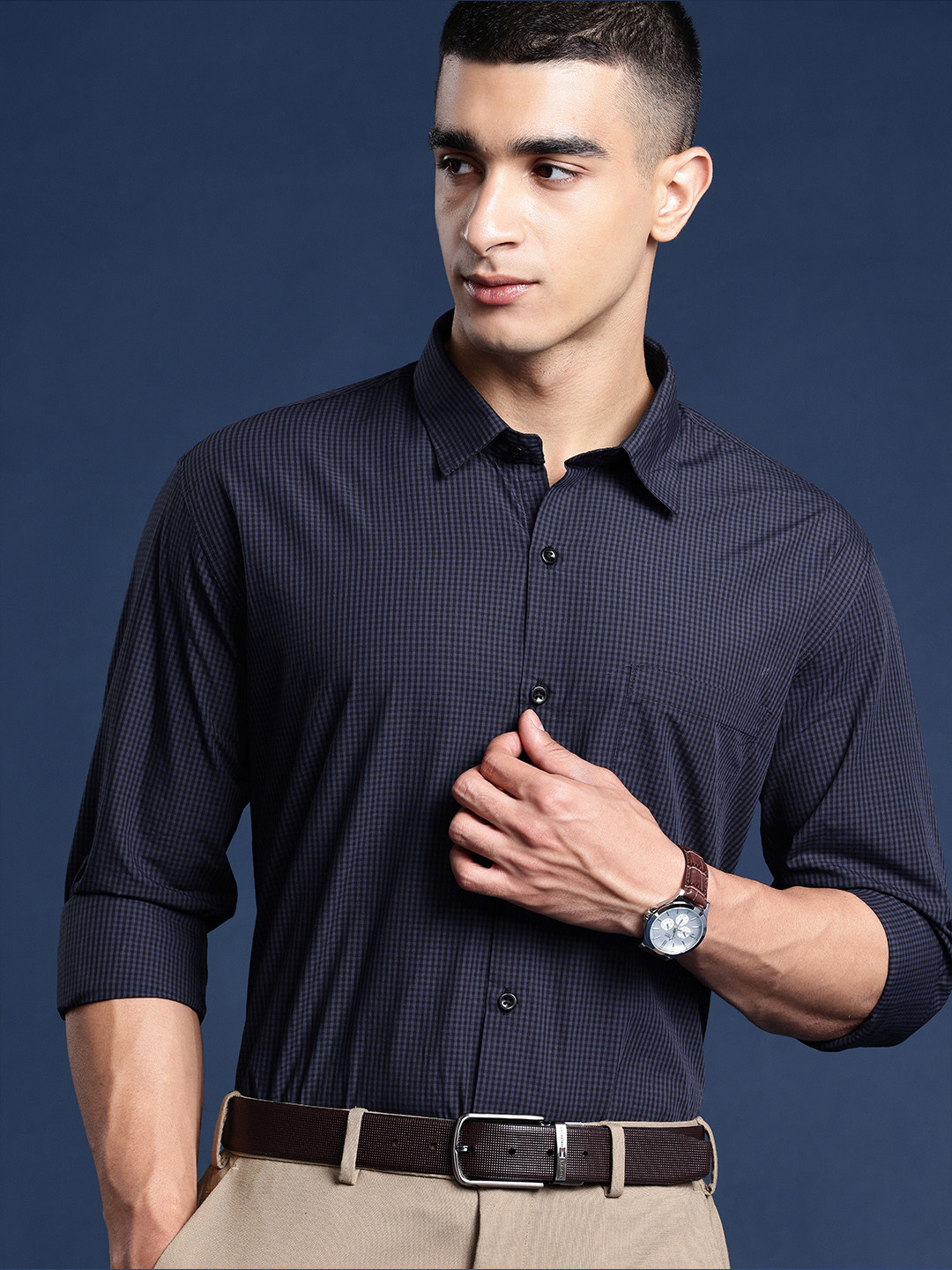 DIVISIVE Slim Fit Micro Checks Formal Shirt