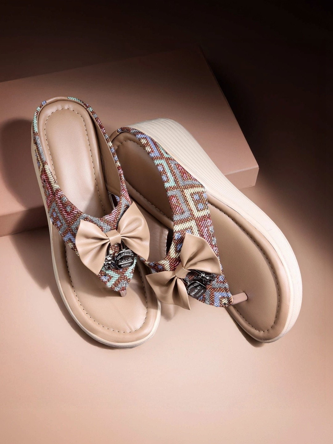 Roadster Wedge Sandals with Bows