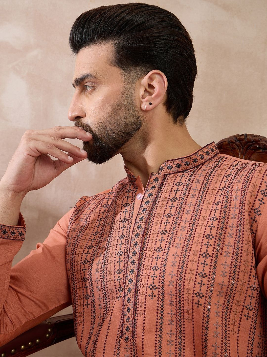 House of Pataudi Embroidered Mandarin Collar Calf Length Straight Kurta