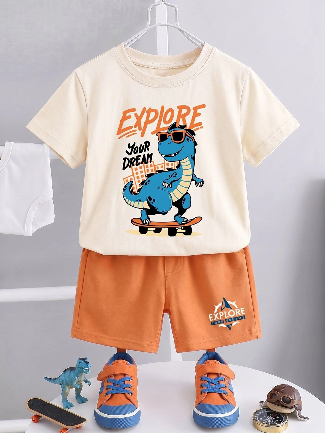 Crazymonk Unisex Kids Printed T-shirt with Shorts