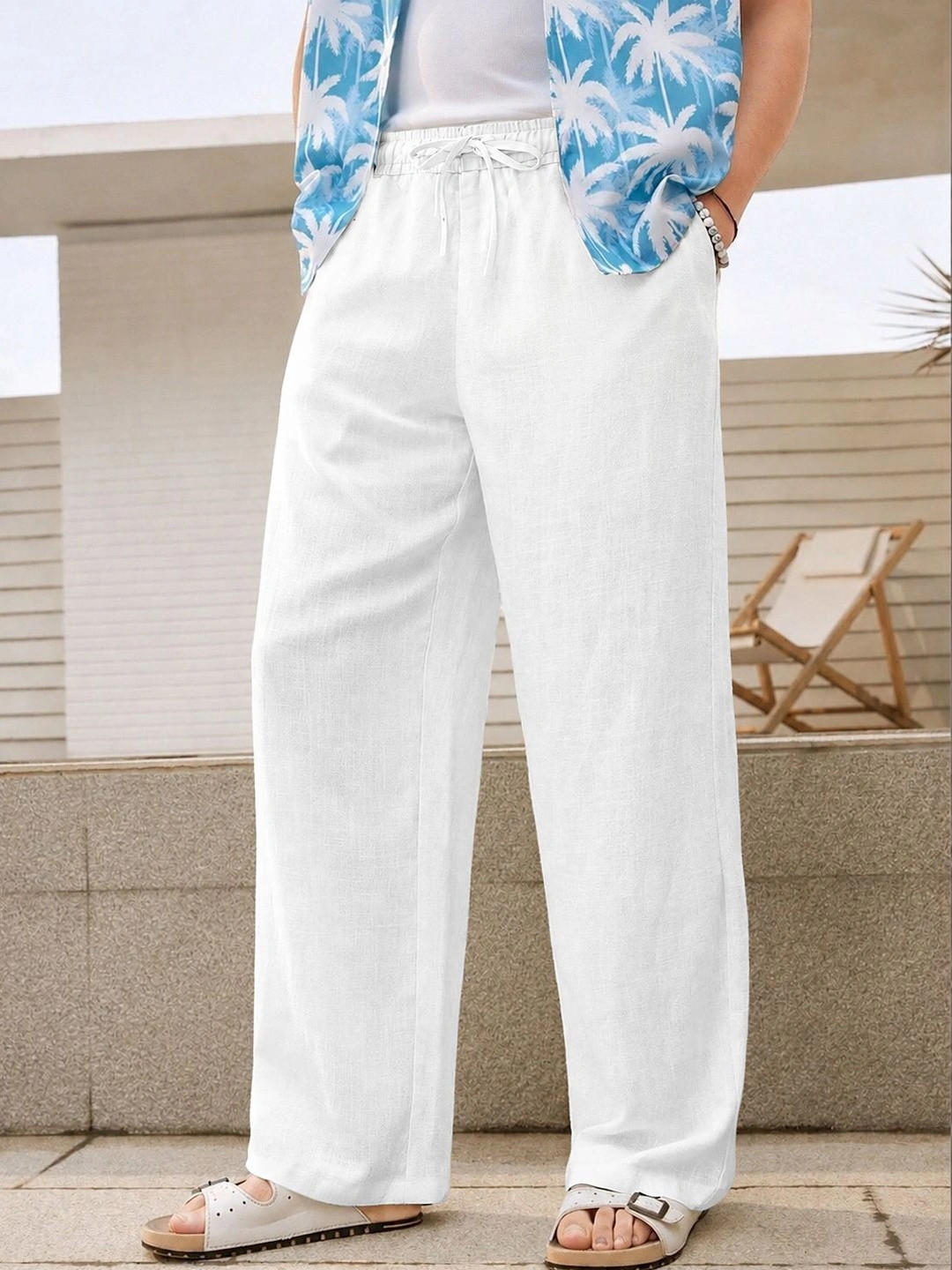 VERTICALS Men Relaxed Straight Leg Easy Wash Trousers