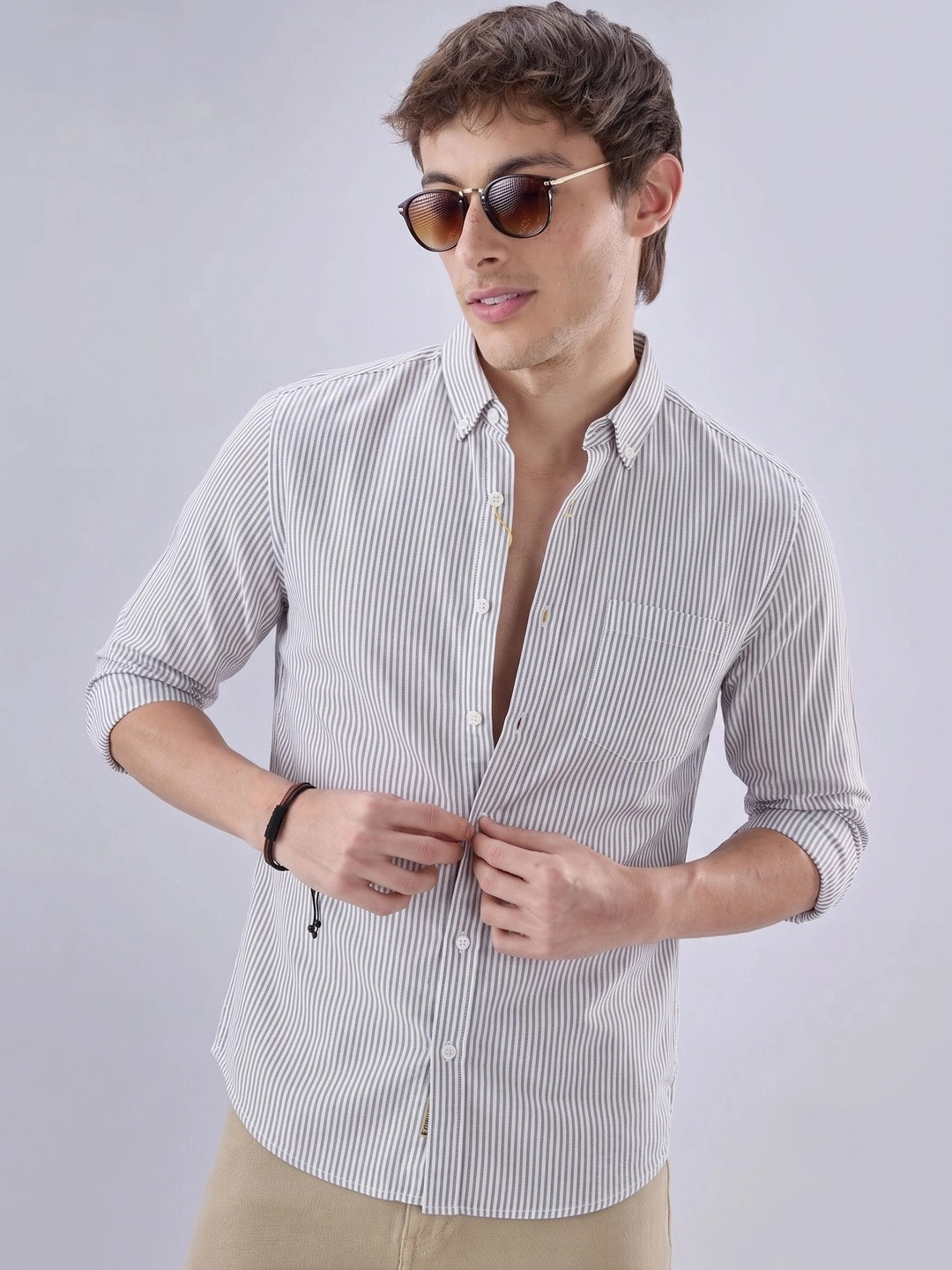 OQUENT Men Standard Striped Casual Shirt