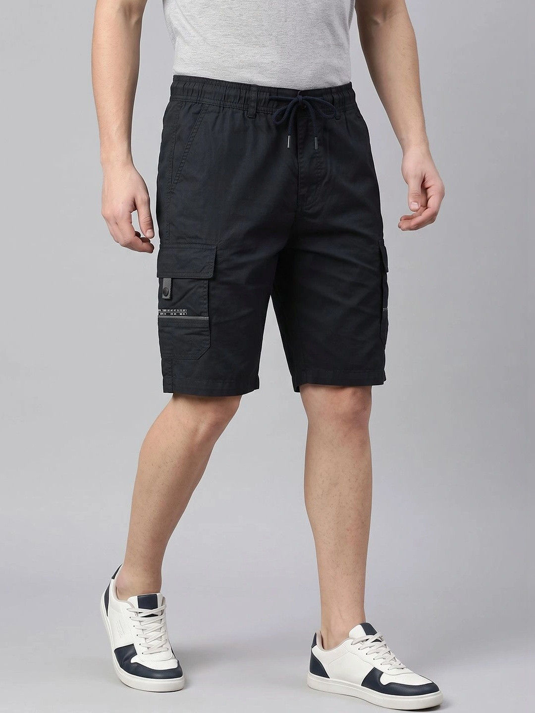 TJ99 Men Blue Cotton Cargo Capri