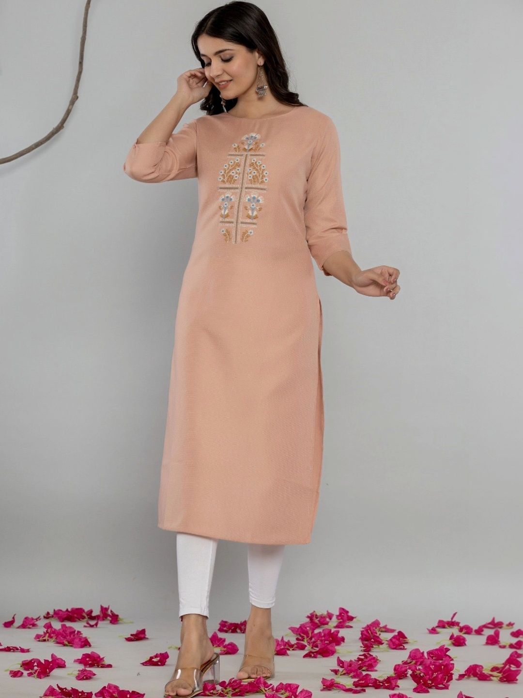 AARAAS Women Embroidered Pure Cotton Kurta