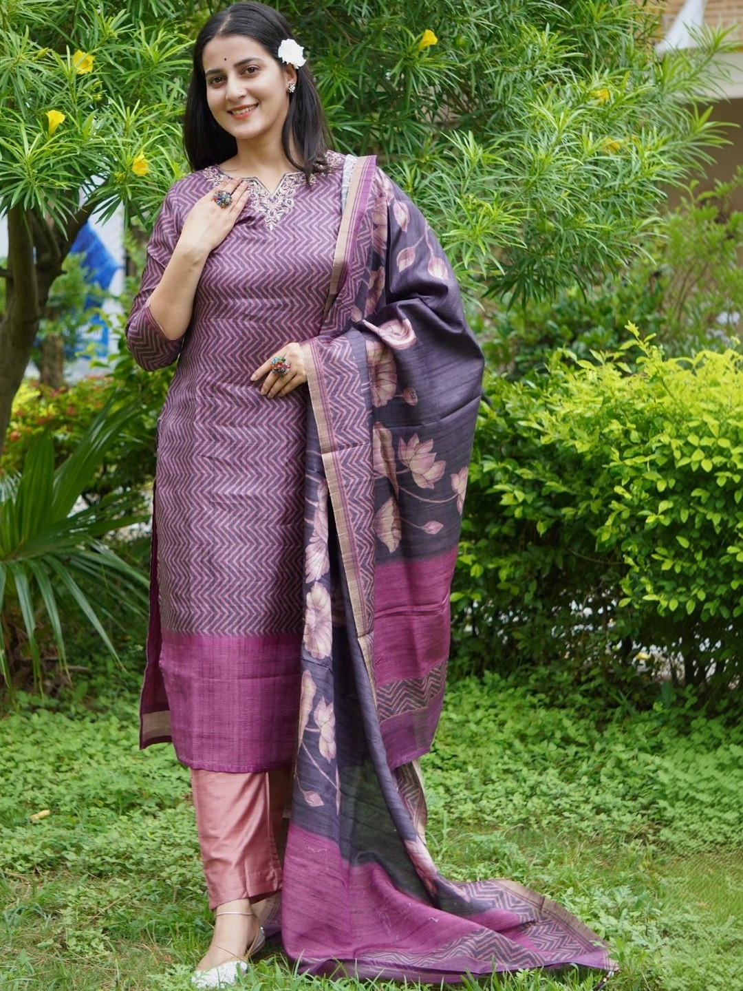 Geetha Creation Women Silk Blend