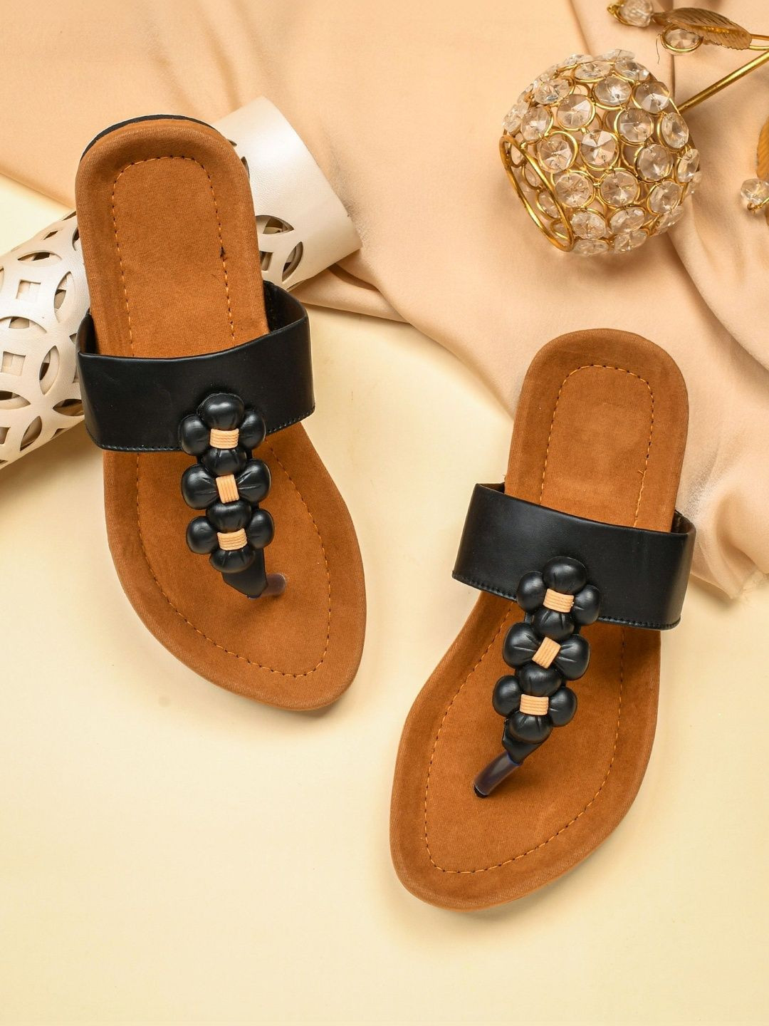AMAZING TRADERS Women Striped Open Toe Flats with Embroidered