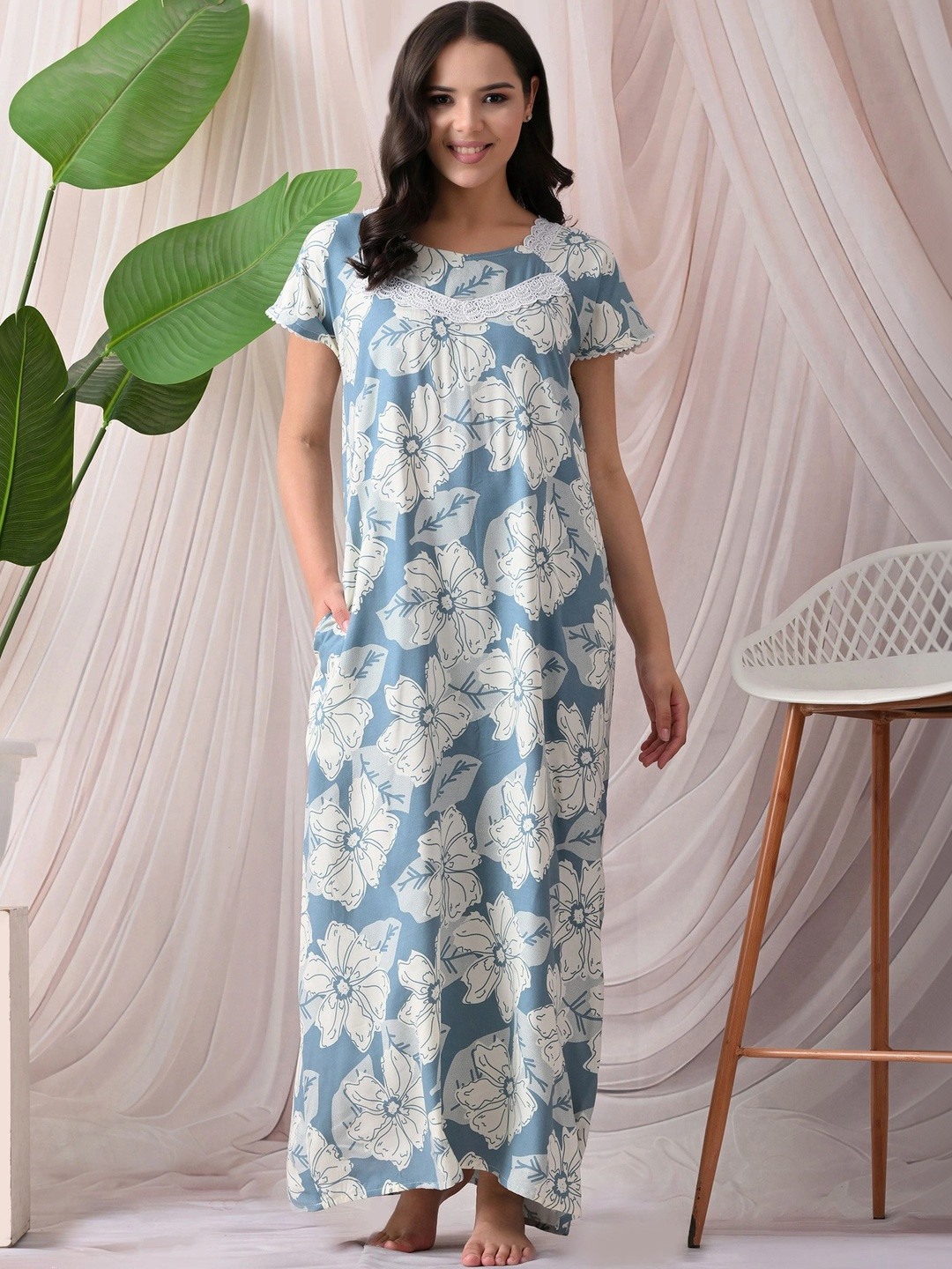Ichaa Printed Maxi Nightdress