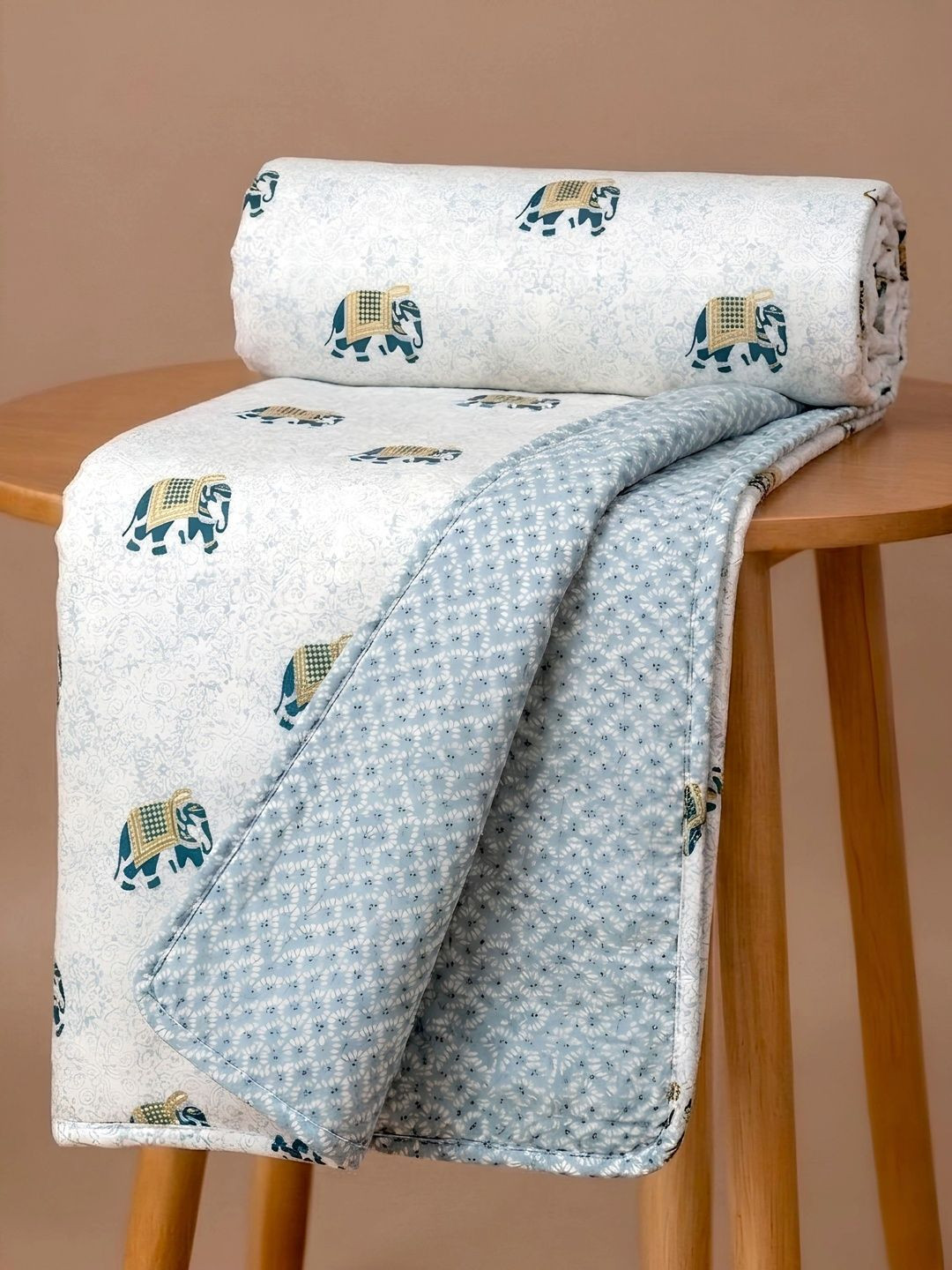 Pure Decor Blue Ethnic Cotton Reversible King Double bed Dohar for AC Room & Mild Winter