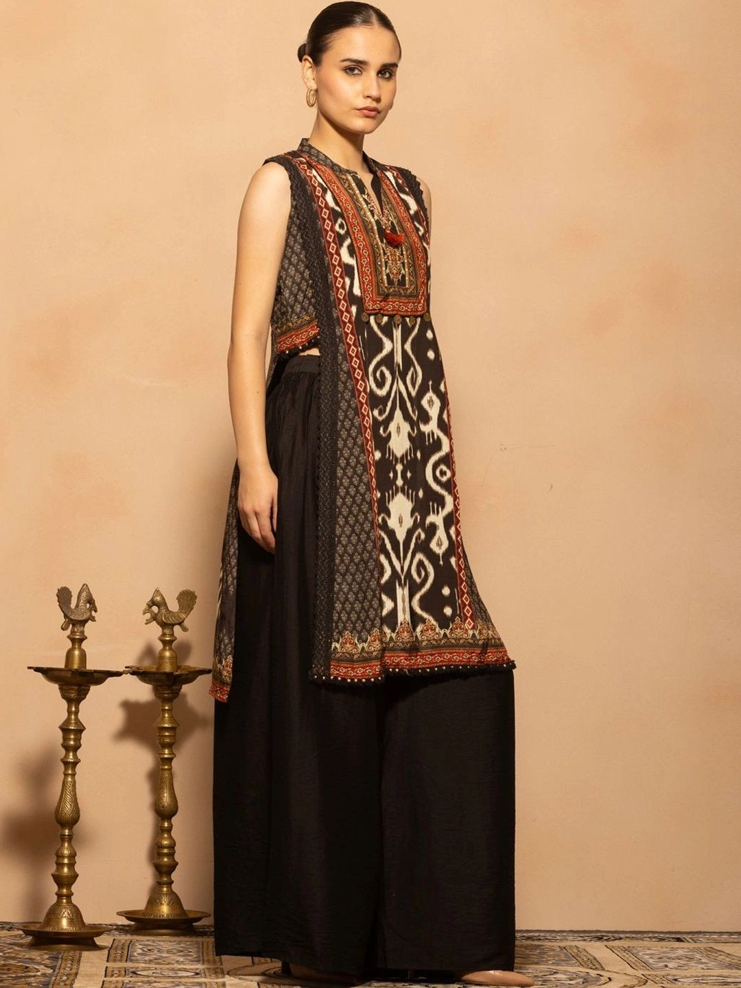 Sabhyata Women Ethnic Motifs Printed Regular Kurta with Palazzos