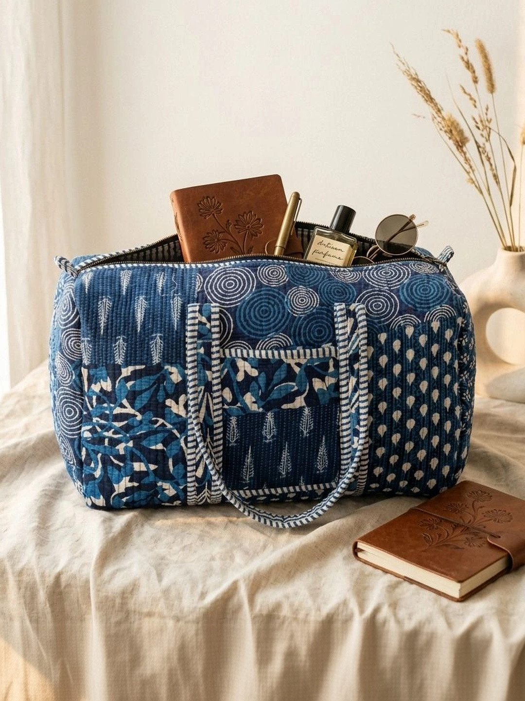 LOOMARTE Printed Medium Casual Duffel Bag