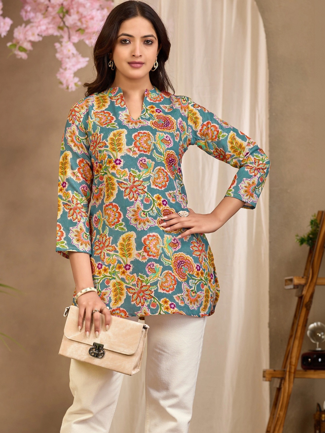 Klotden Viscose Rayon Mandarin Collar Printed Tunic