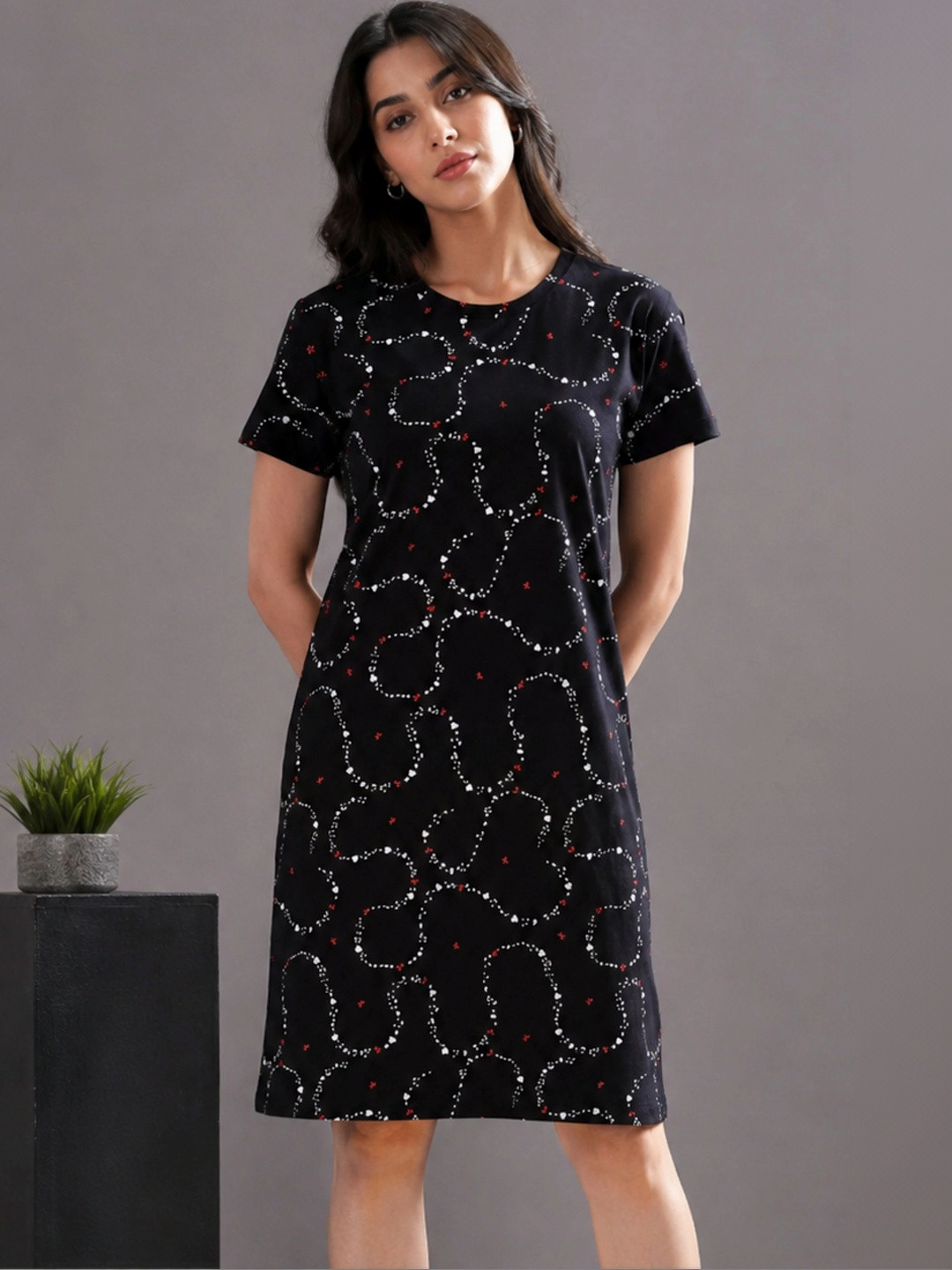 9shines Women Label Printed Pure Cotton Nightdress