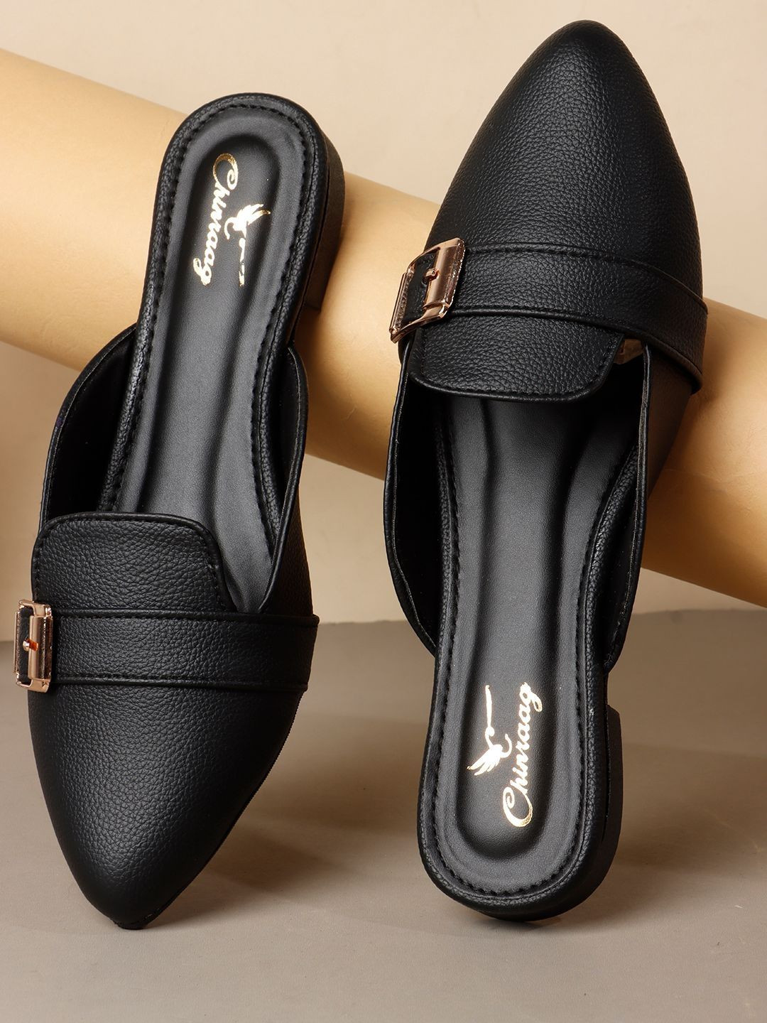 CHINRAAG Women Pointed Toe Mojaris