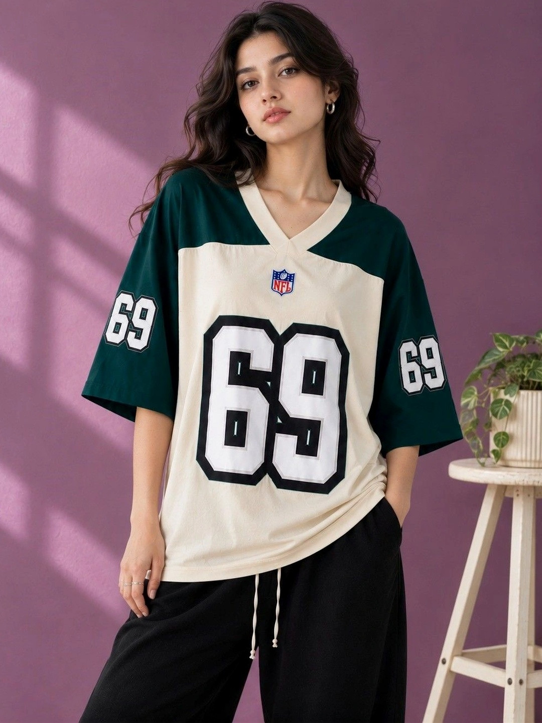SUNWANI GALLERIES Women Colourblocked V-Neck T-shirt