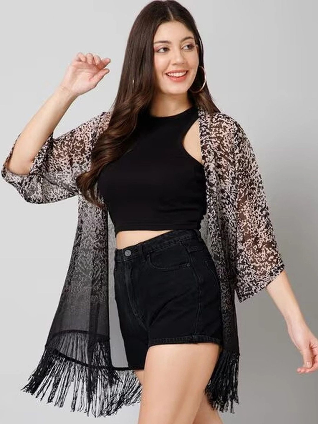 Lunice Women Printed Tasselled Shrug