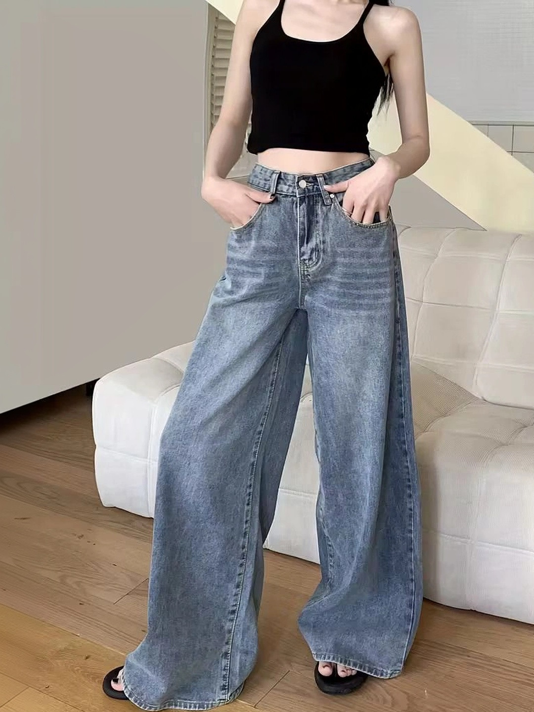 AAV2 Women Wide Leg High-Rise Light Fade Stretchable Jeans