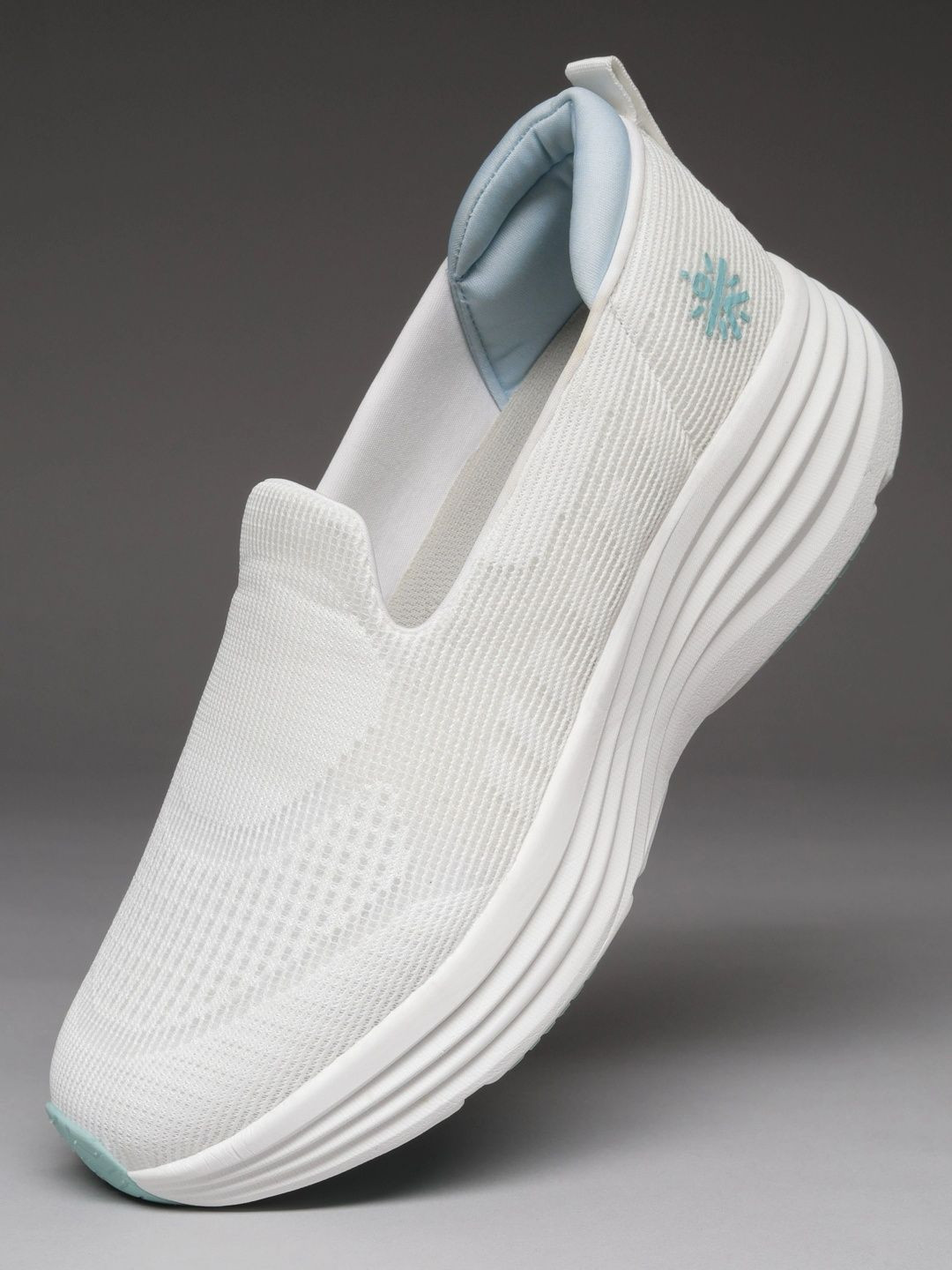 CULT Women Mesh Walking Shoes