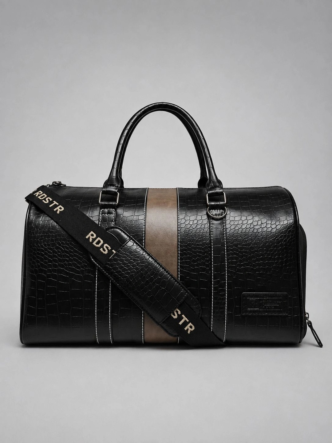 Roadster Textured Medium Sports or Gym Duffel Bag