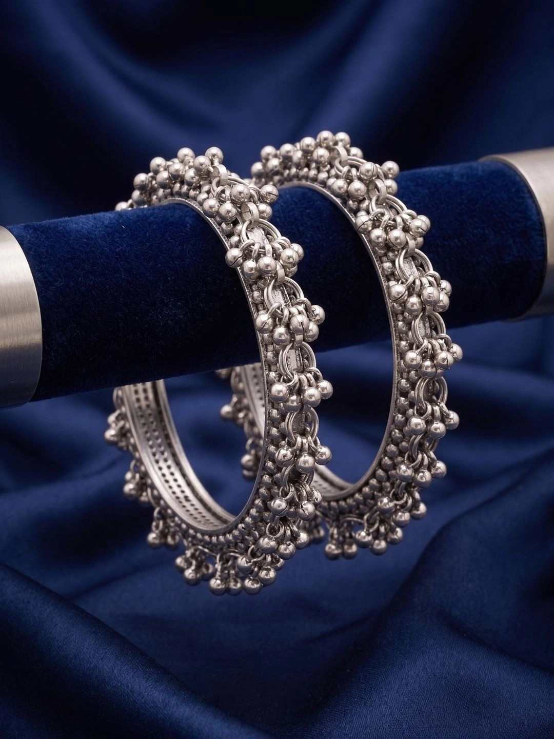 Nui Set of 2 Silver-Plated Oxidised Beaded Bangles