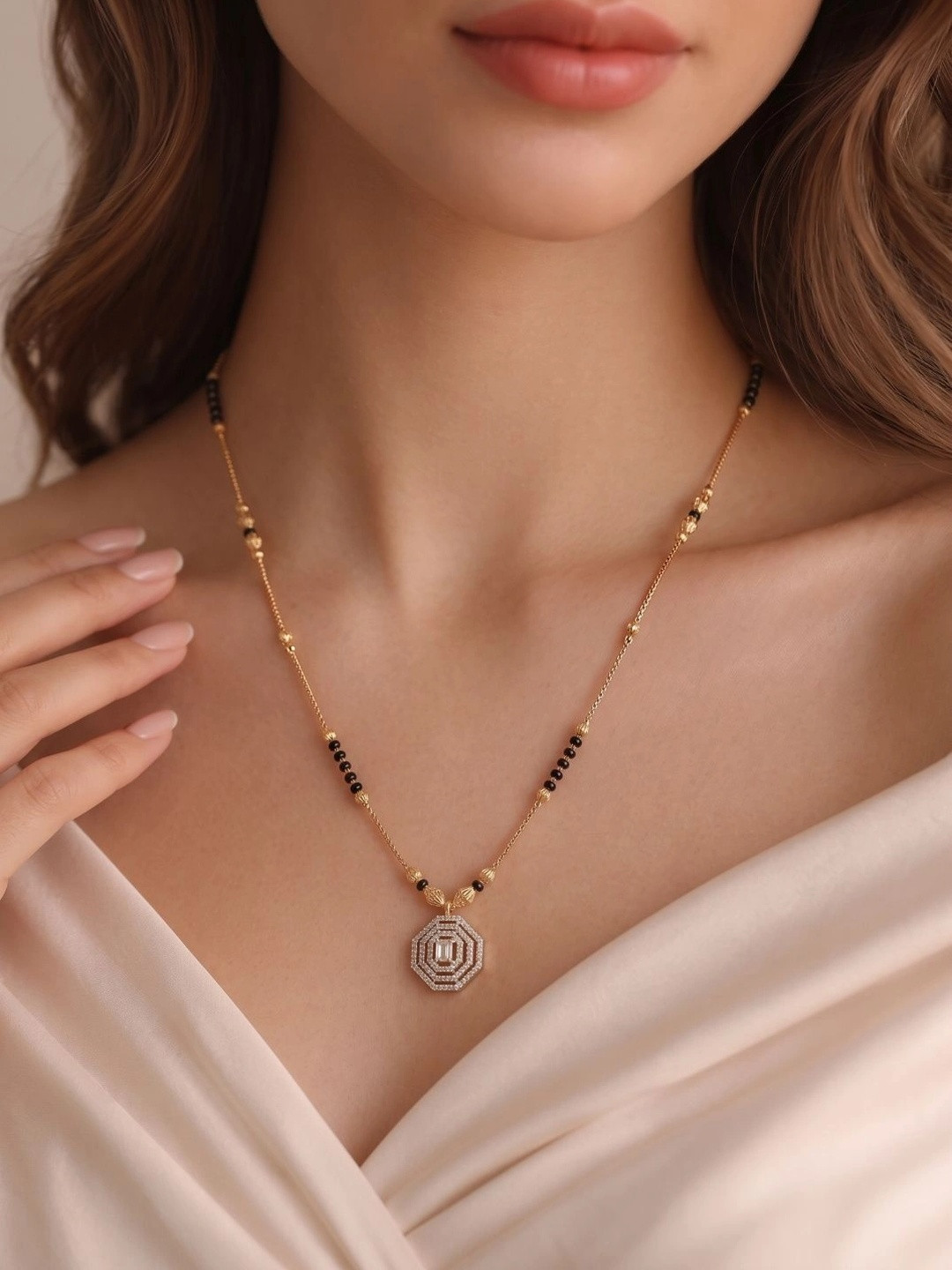 Brado Jewellery Gold-Plated Artificial Stones and Beads Mangalsutra