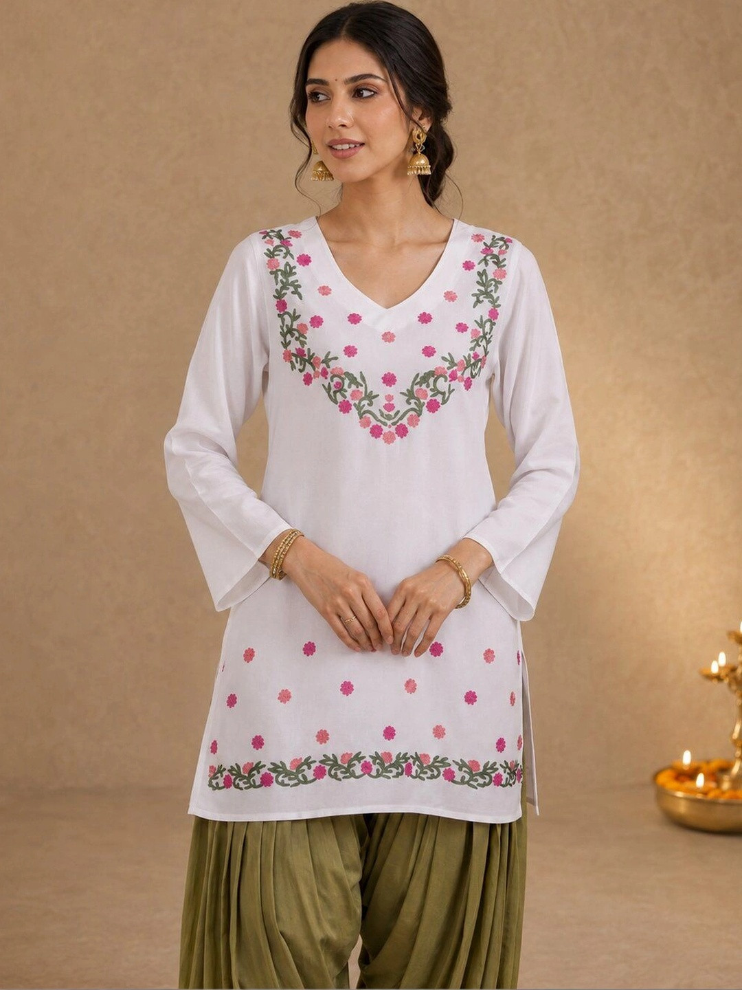QAZMI Floral Embroidered V-Neck Flared Sleeves Thread Work Thread Work Kurti