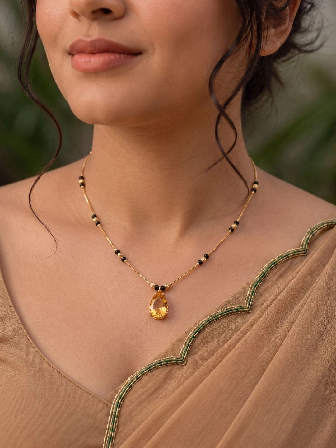 Brado Jewellery Gold-Plated Artificial Stones and Beads Mangalsutra