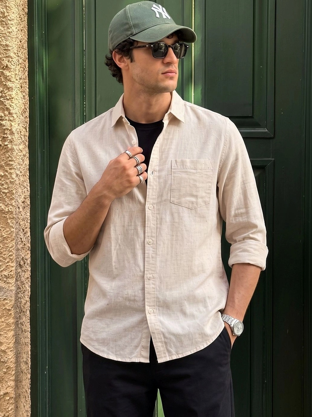 The Indian Garage Co Men Slim Fit Cutaway Collar Yarn Dyed Linen Shirt - Image 1