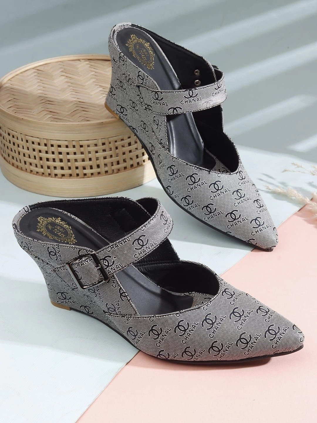 DRAG THE DEALS Women Printed Party Wedge Mules with Buckles