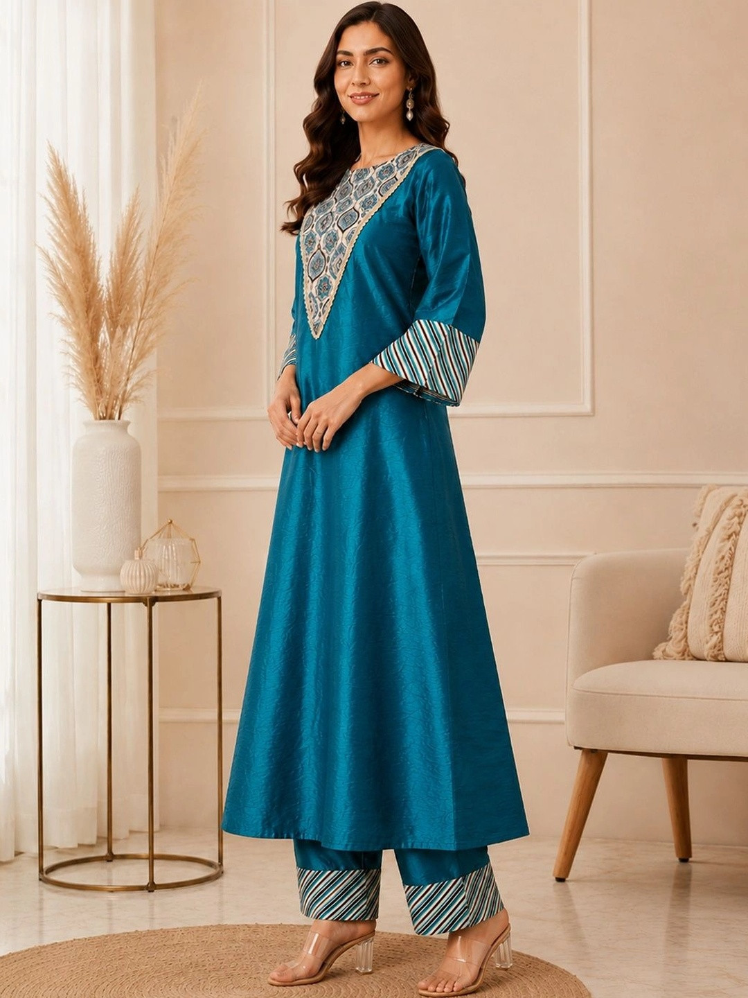 SZN Women Ethnic Motifs Layered Thread Work Kurta with Palazzos