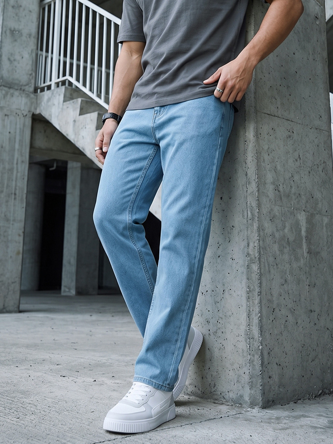 The Roadster Life Co. Men Straight Fit Light Fade Stretchable Jeans