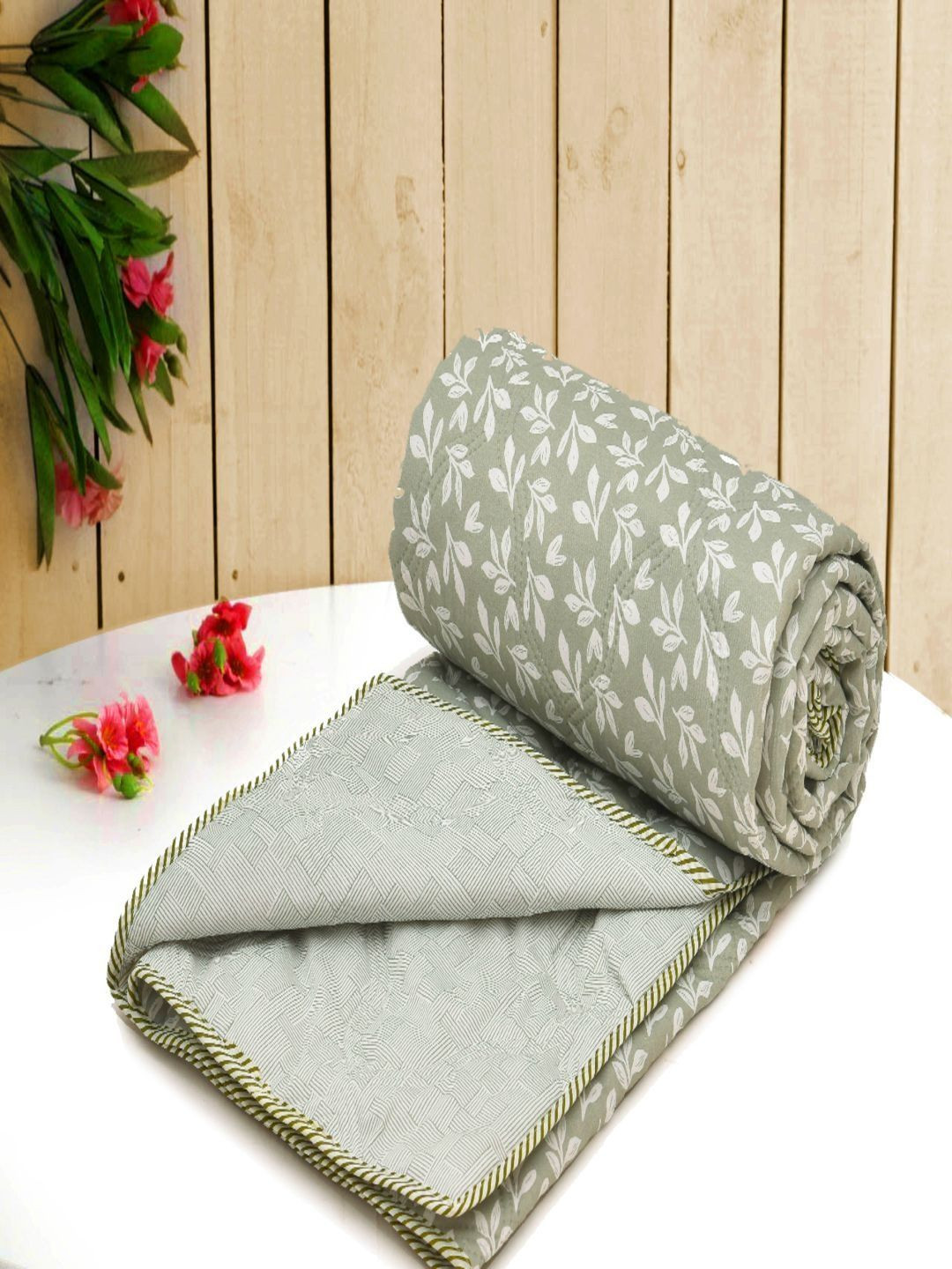 RRC Green Floral AC Room 150 GSM Dohar