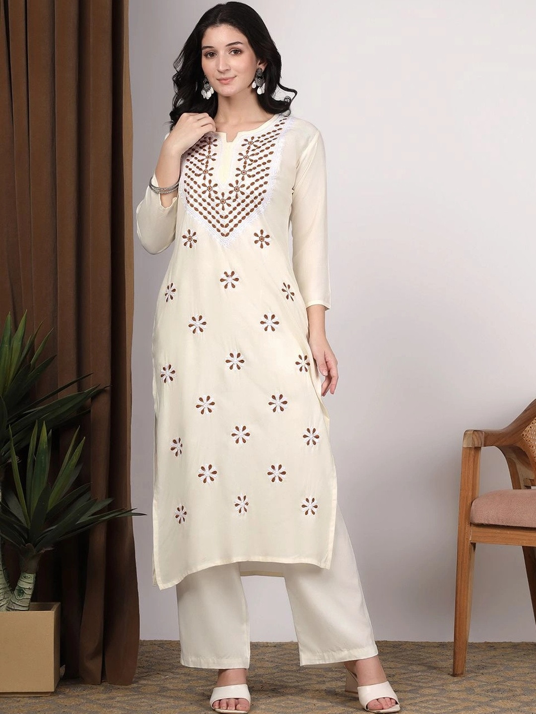 TOP N THREAD Women Cream Floral motifs Embroidered Lucknowi Chikankari A-Line Long Kurta