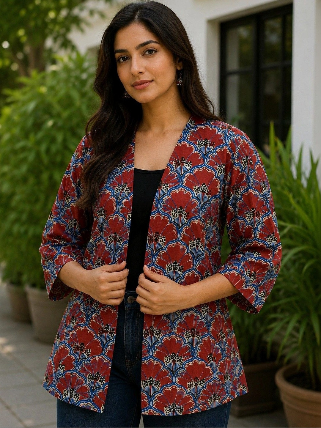 UNFAKENOW Women Printed Ethnic Shrug
