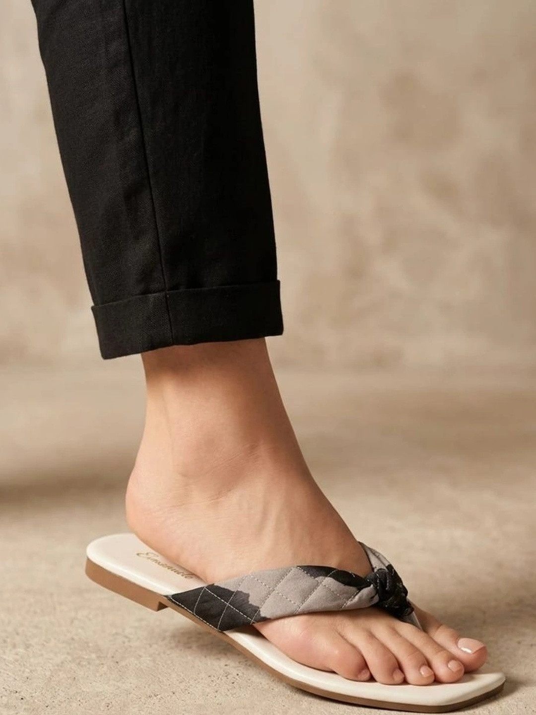 SHUNYA FOOTWEAR Women Black Open Toe Flats