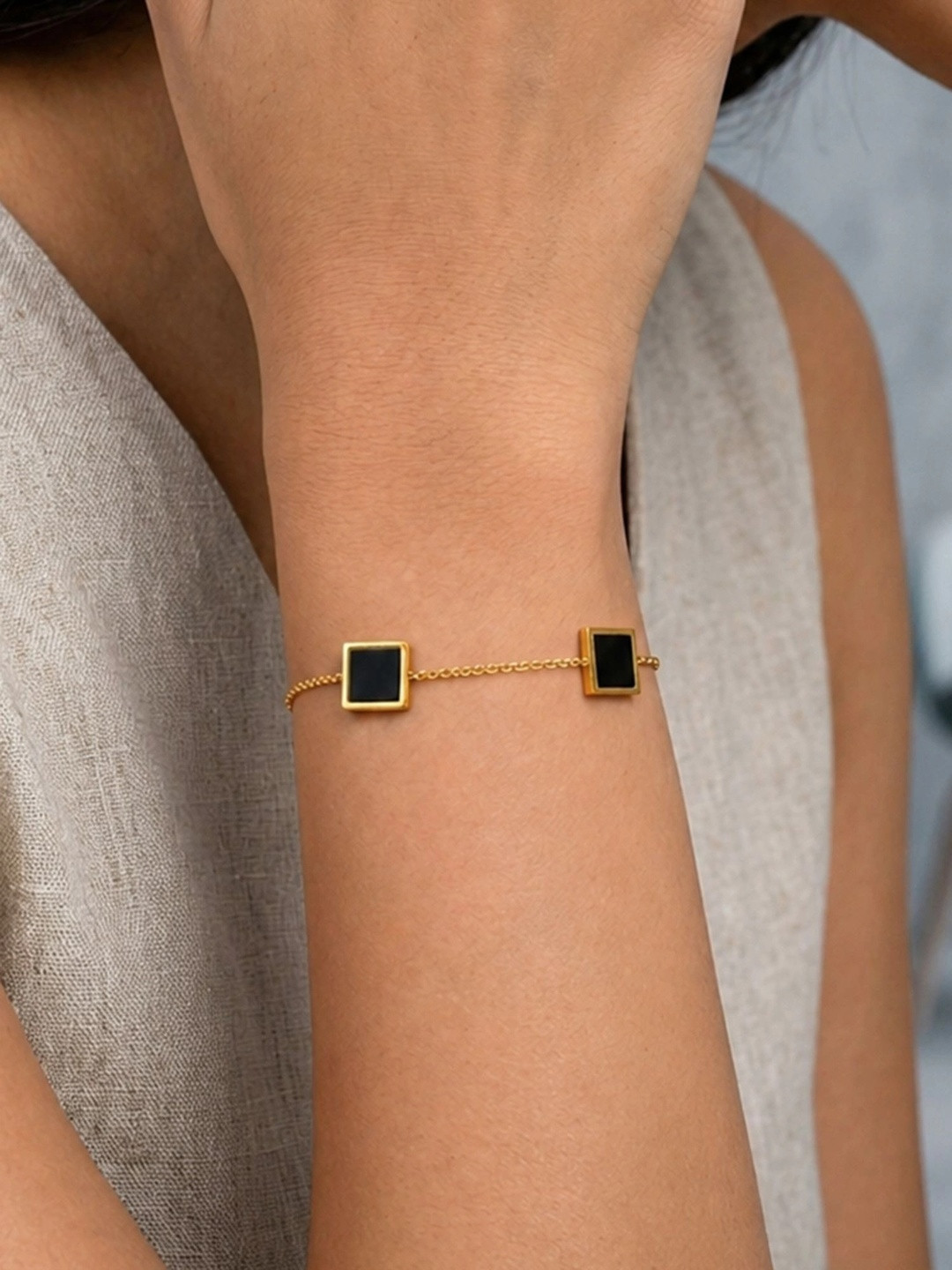 ARTKLIM Stainless Steel Gold-Plated Anti Tarnish Square Charm Bracelet