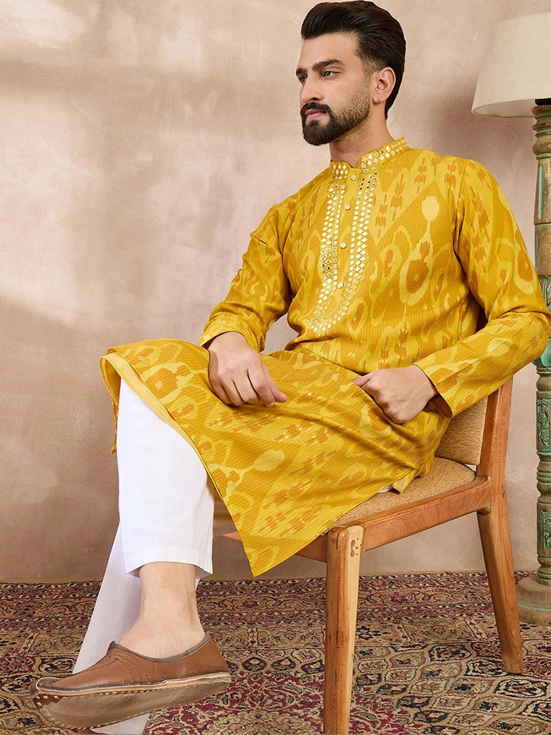House of Pataudi Printed Mandarin Collar Kurta & Trousers Kurta Sets