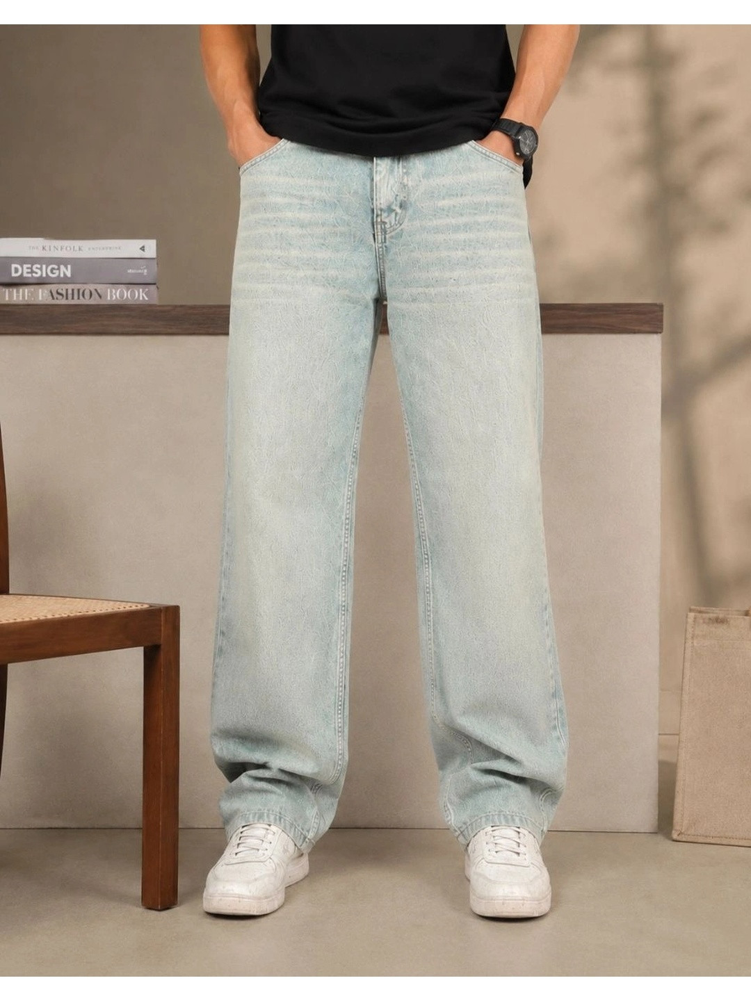 me Queen Men Straight Fit Mid-Rise Light Fade Jeans - Image 1