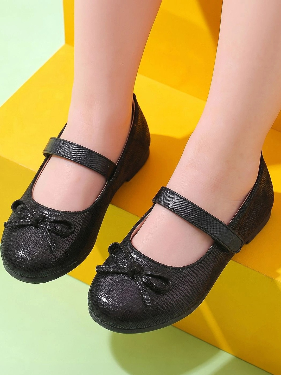 toothless Girls Textured Round Toe Ankle Loop Ballerinas