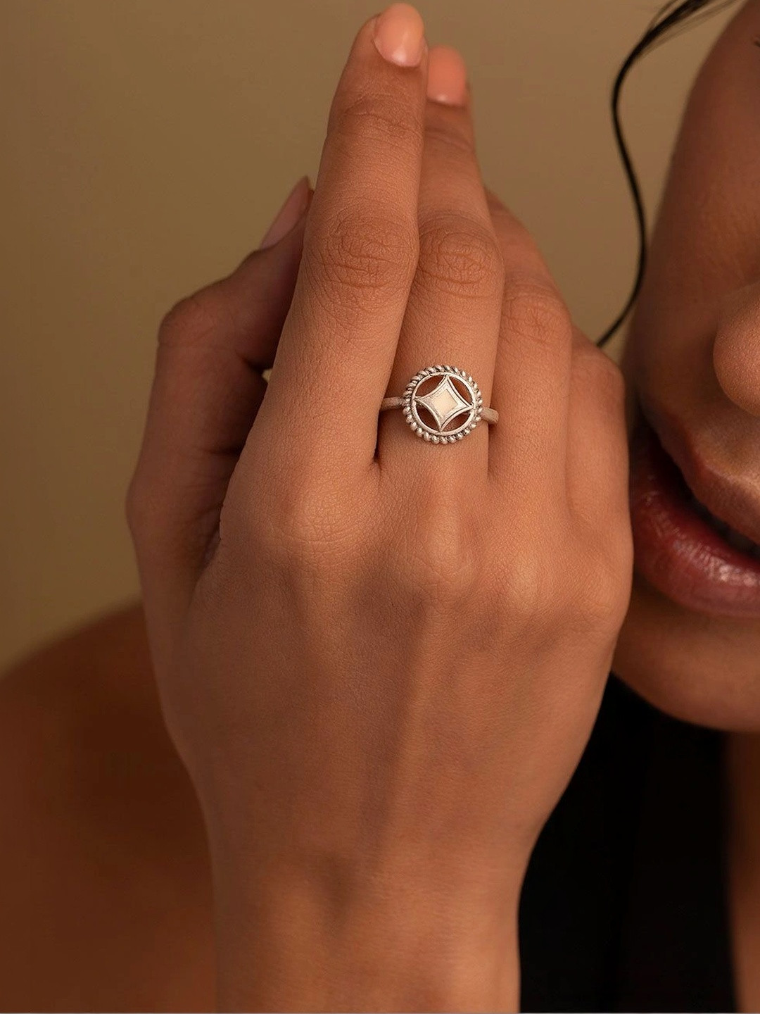 SHAYA Women Sterling Silver Oxidised Finger Ring