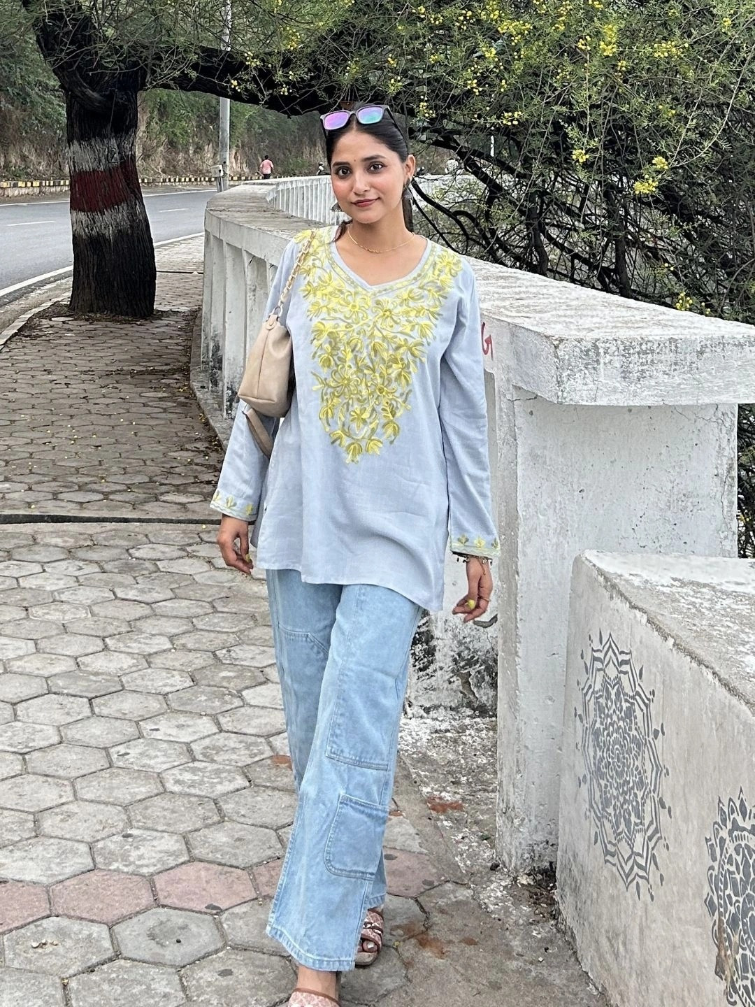 Kashmir Box Kashmiri Aari Women Light Blue Embroidered Viscose Rayon Short Kurti