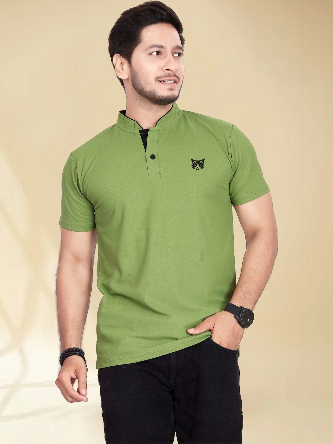 BAGHADBILLO Men Mandarin Collar Pockets T-shirt