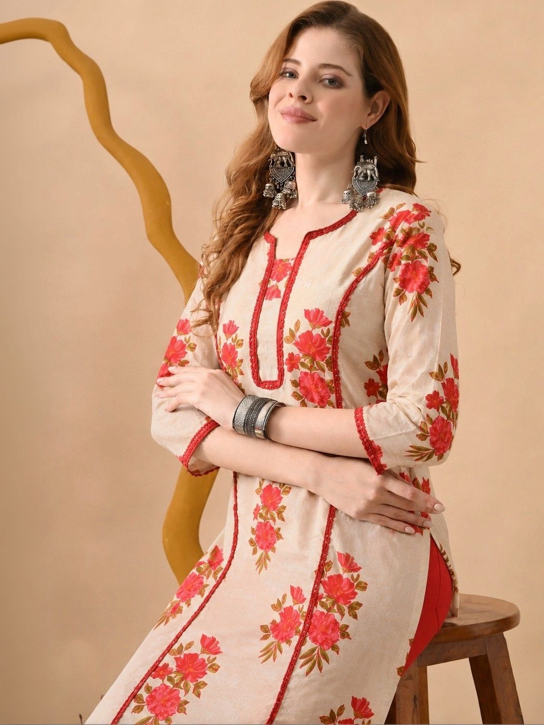 KKOUTFITS Women Floral Printed Floral Kurta