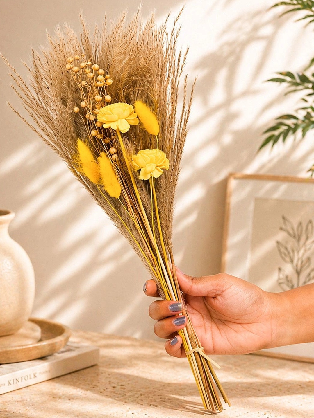 Art Street Decorative Natural Dried Flower Pampas Bouquet- 17 Inch