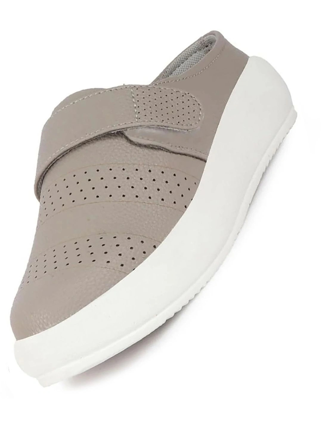 FAUSTO Women Perforated Mules